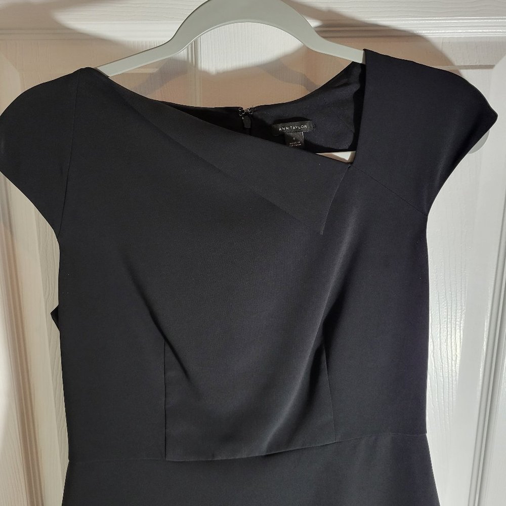 Ann Taylor Black Dress Size 6